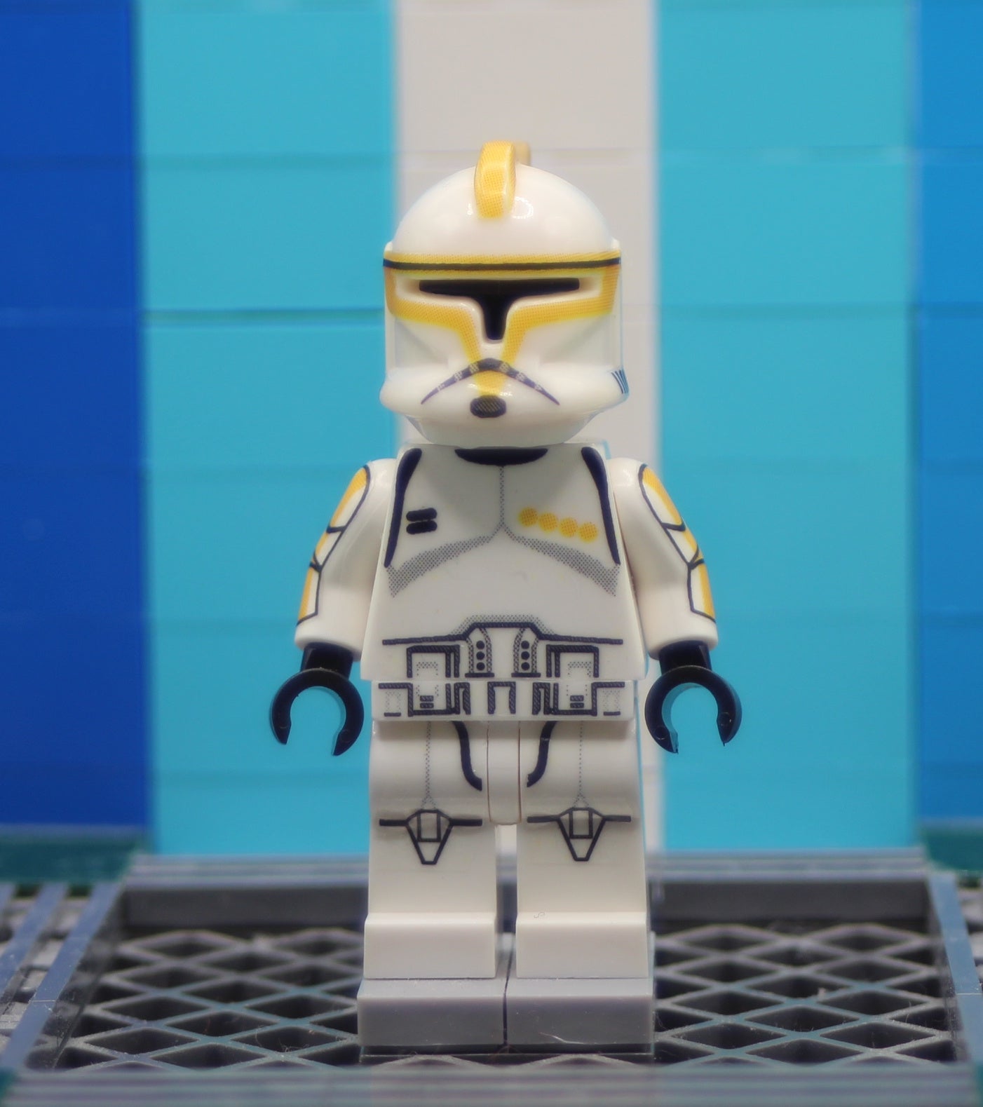 P1 Commander